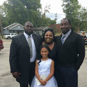 Meet your Posher, Toni